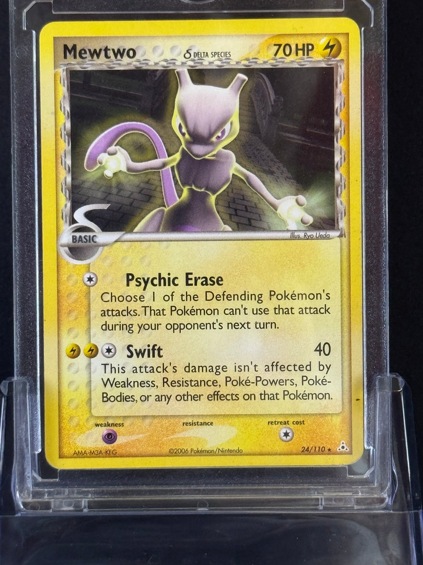 2006 Pokémon Mewtwo #24